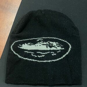 Black Beanie cortez